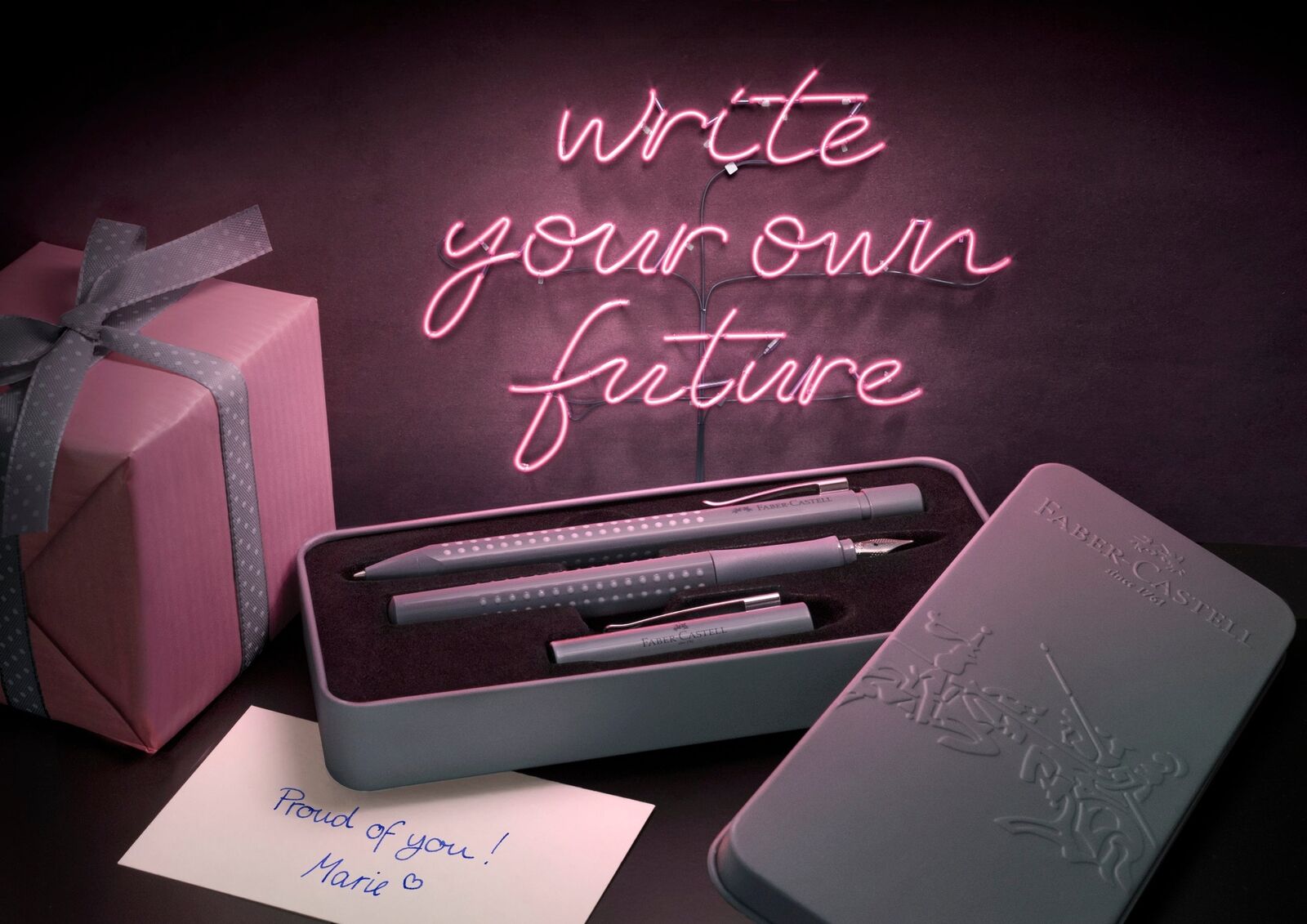 Комплект писалка и химикал Grip 2010 в метална кутия Faber-Castell